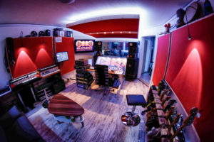 Control Room KK-Studios, Abhörraum